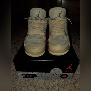 Selling Jordan 4s